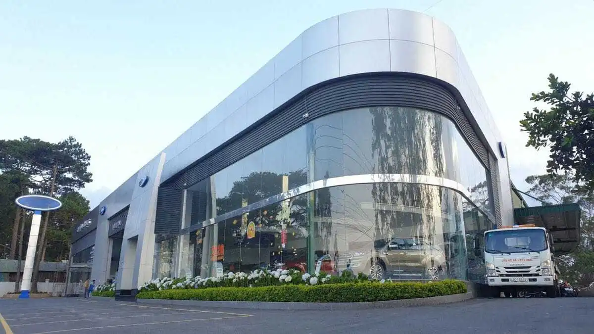 Showroom Đông Á