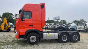 Hình ảnh xe đầu kéo sitrak t7h 540